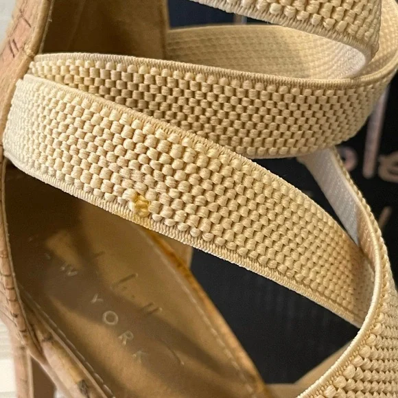 Nicole Miller Melie Strappy Heel size 8.5 - Picture 9 of 11